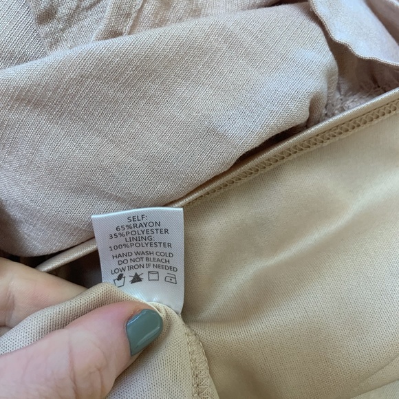 Vestique Dress - Picture 5 of 5